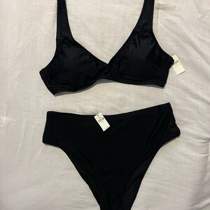 Aerie Black Bikini Set with V-Neck and High-Waist Cheeky
